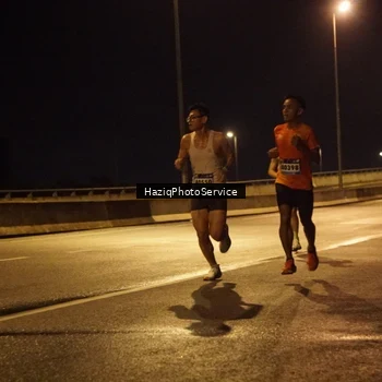 Runner Photo 9074623