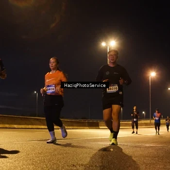 Runner Photo 9074641