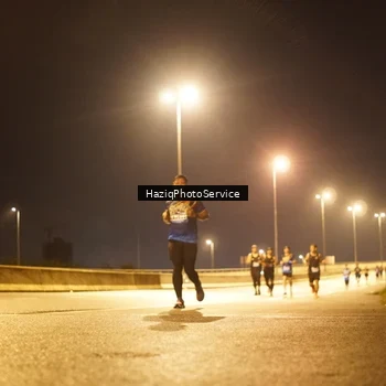 Runner Photo 9074739