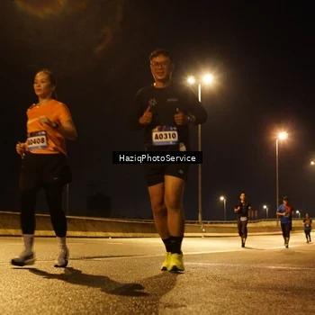 Runner Photo 9074916