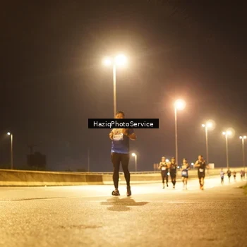 Runner Photo 9075027