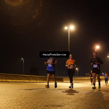 Runner Photo 9075080
