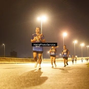 Runner Photo 9075354