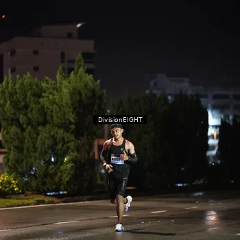 Runner Photo 9075408