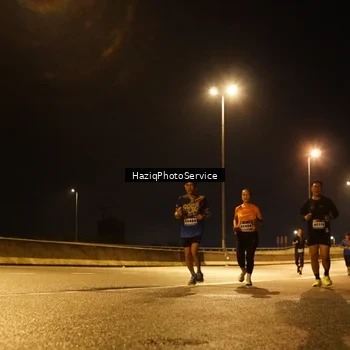Runner Photo 9075414