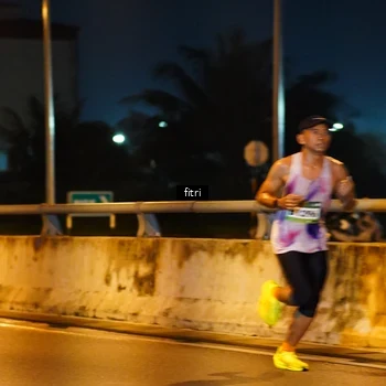Runner Photo 9075810