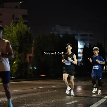 Runner Photo 9076122