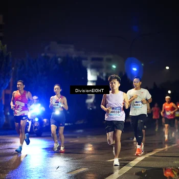 Runner Photo 9076442