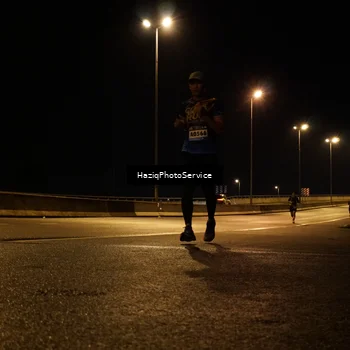 Runner Photo 9076498