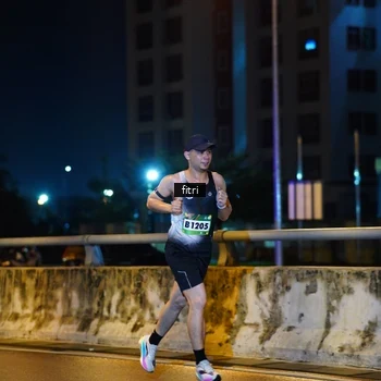 Runner Photo 9076563