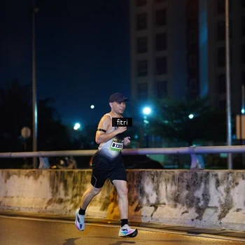 Runner Photo 9076573