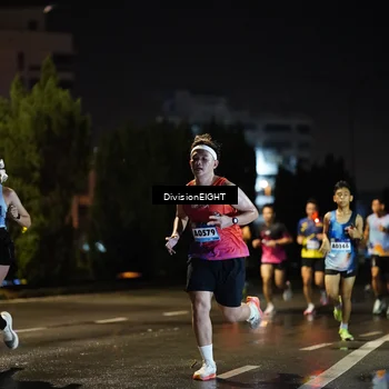 Runner Photo 9076663