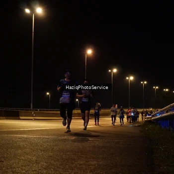 Runner Photo 9076692