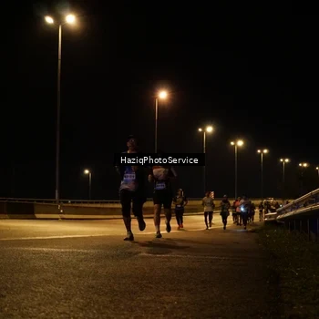 Runner Photo 9076796
