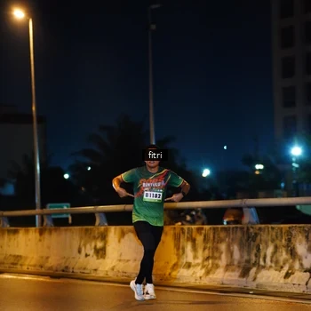 Runner Photo 9076816