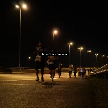 Runner Photo 9076861