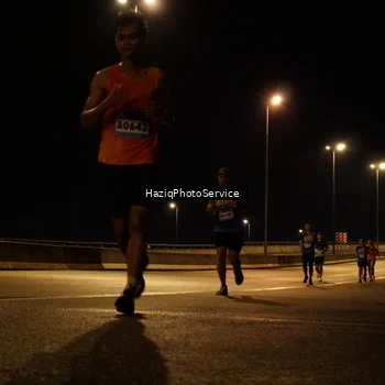 Runner Photo 9077070