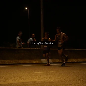 Runner Photo 9077107