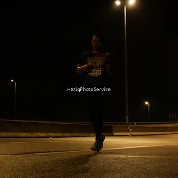 Runner Photo 9077142