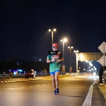 Runner Photo 9077545