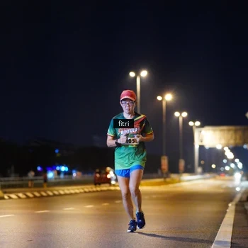 Runner Photo 9077631