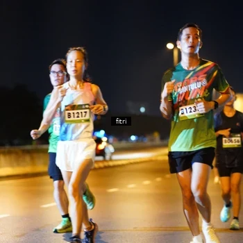 Runner Photo 9077675