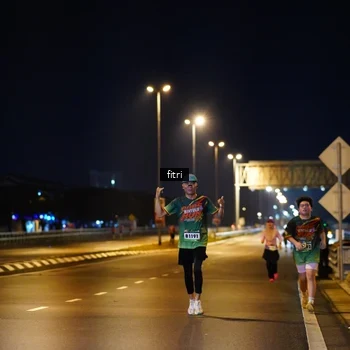 Runner Photo 9077856