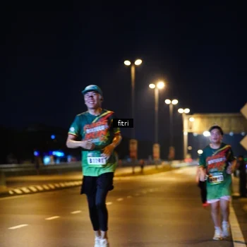 Runner Photo 9077861