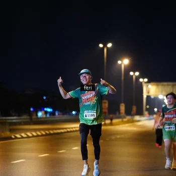 Runner Photo 9077870