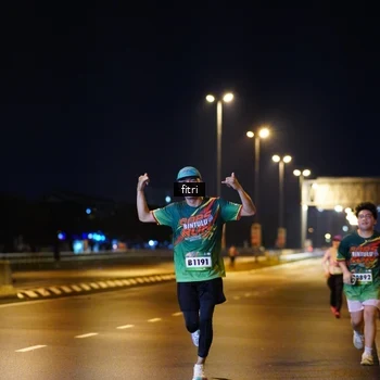 Runner Photo 9077873
