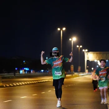Runner Photo 9077880