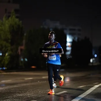Runner Photo 9077891