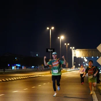 Runner Photo 9077892