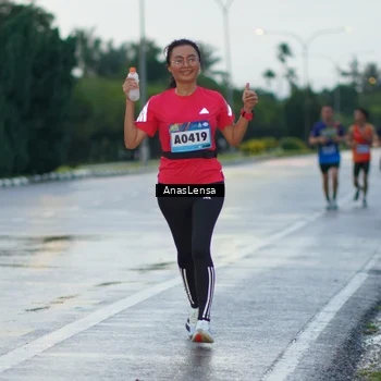 Runner Photo 9077923