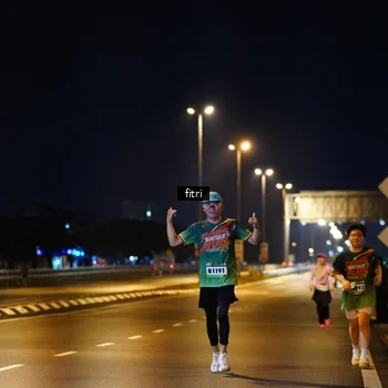 Runner Photo 9077963