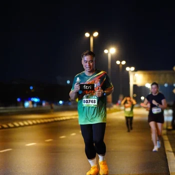 Runner Photo 9078044