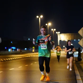 Runner Photo 9078058