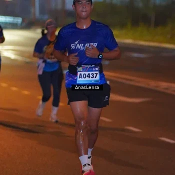 Runner Photo 9078272
