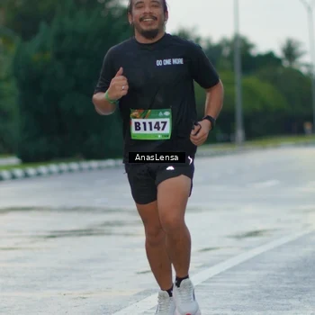 Runner Photo 9078368