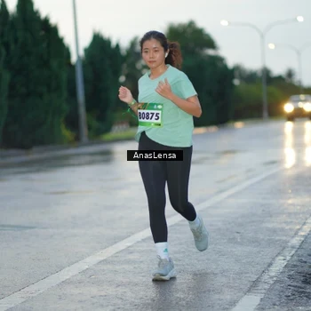 Runner Photo 9078369
