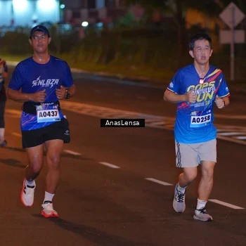 Runner Photo 9078372