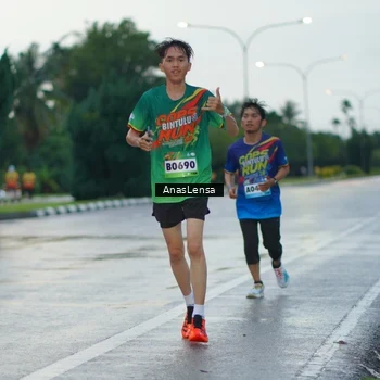 Runner Photo 9078432