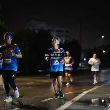 Runner Photo 9078444