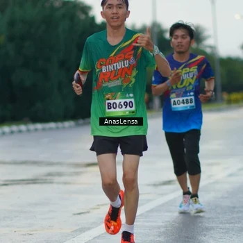 Runner Photo 9078473