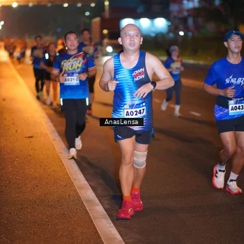 Runner Photo 9078568