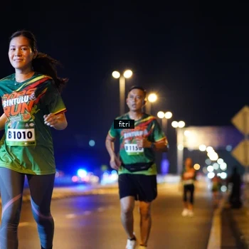 Runner Photo 9078618