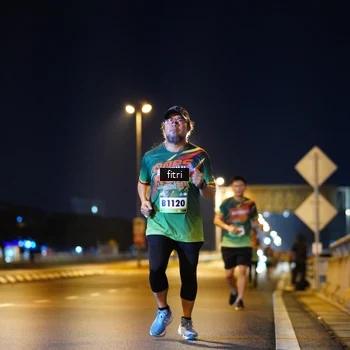 Runner Photo 9078917