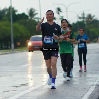 Runner Photo 9078921