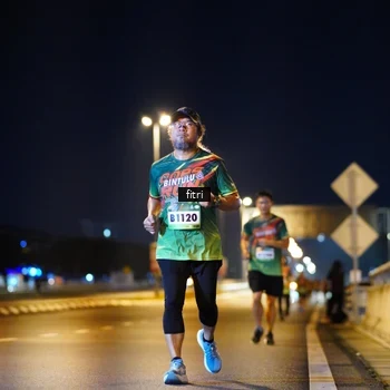 Runner Photo 9078925