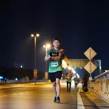 Runner Photo 9078930
